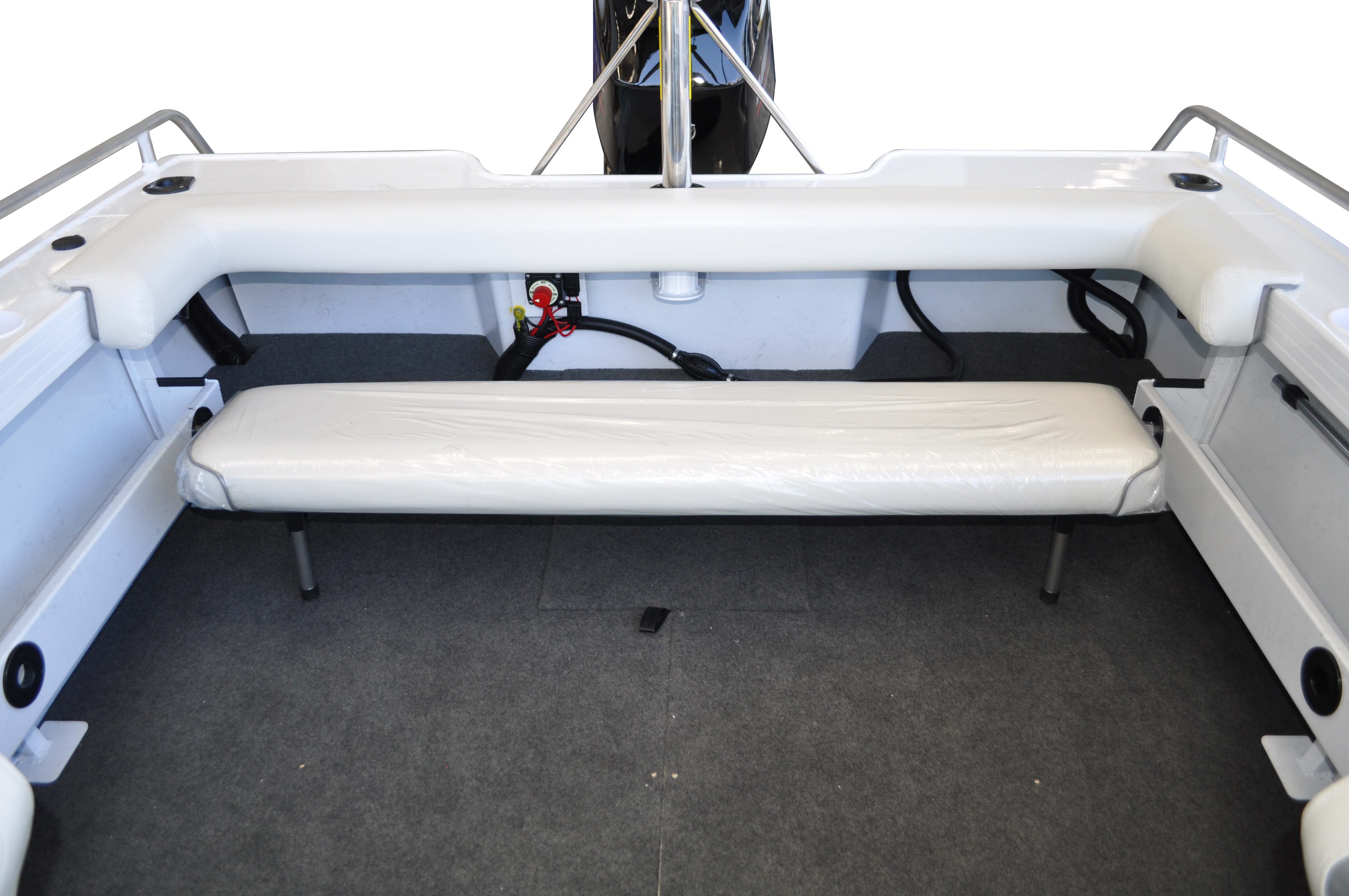 Seats: Deluxe Folding Rear Lounge & Backrest